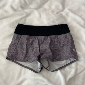 heather grey speed up 4” shorts